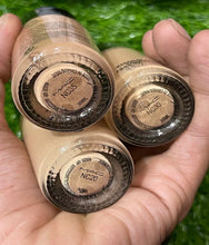 Load image into Gallery viewer, MAC HYPER REAL SPF 15 FOUNDATION