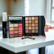 Load image into Gallery viewer, Mocallure Love Forever Complete Makeup Palette