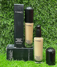 Load image into Gallery viewer, MAC HYPER REAL SPF 15 FOUNDATION